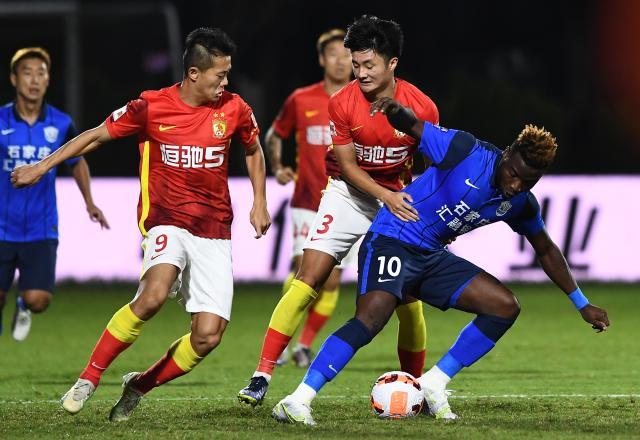 Baccarat-对手被罚分广州队保级再现曙光 德比战将成生死战